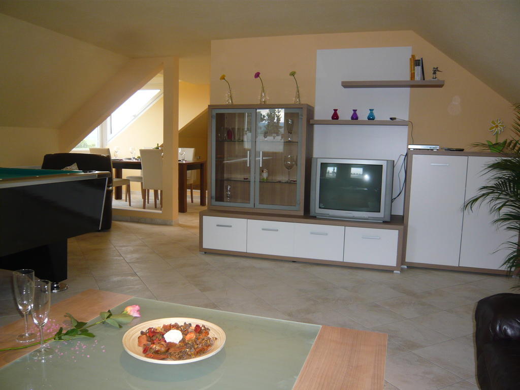 Pummpaelzhof Apartment Бад Залцунген Екстериор снимка